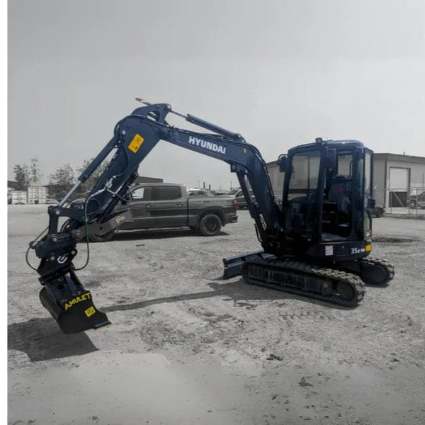 Amulet Tilt Bucket For Excavators and Backhoe Loaders - Amulet - Beacon Attachments