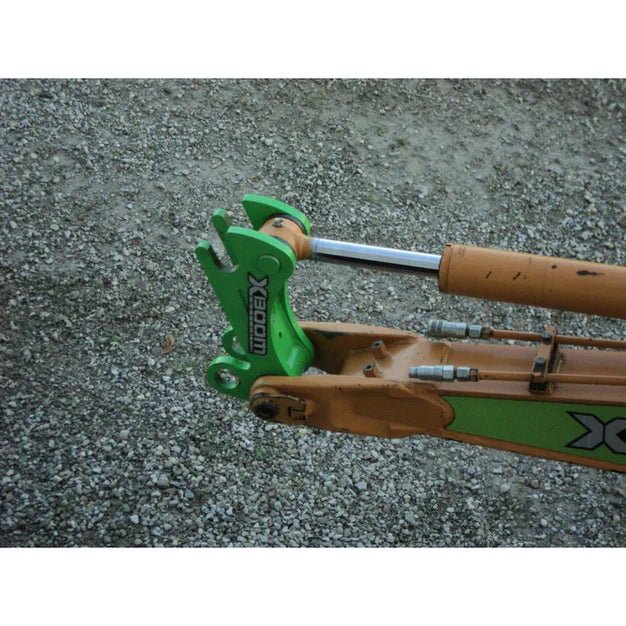 Amulet XBoom Coupler For Excavators And Skid Steer Attachments - Amulet - Beacon Attachments