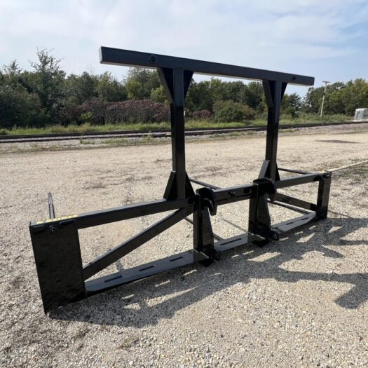 Stinger Attachments Skid Steer Bale Spear – Series 5 (BS5 - 3) 3 Bale or (BS5 - 5) 5 Bale Large Round Bale Mover - Stinger Attachments - Beacon Attachments