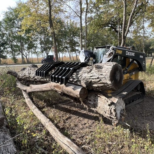 Stinger Attachments Skid Steer CG Clam Grapple (CG) - Stinger Attachments - Beacon Attachments