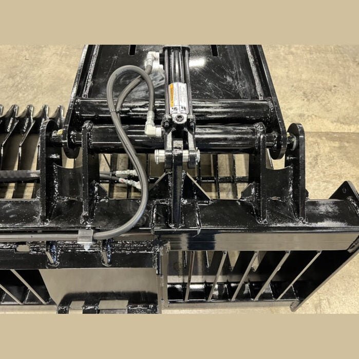 Stinger Attachments Skid Steer Rock Grapple Bucket (RG) - Stinger Attachments - Beacon Attachments