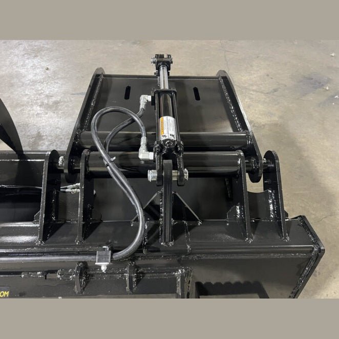 Stinger Attachments Tractor Demolition Grapple Bucket (DG) For Skid Steers & Utility Tractors - Stinger Attachments - Beacon Attachments