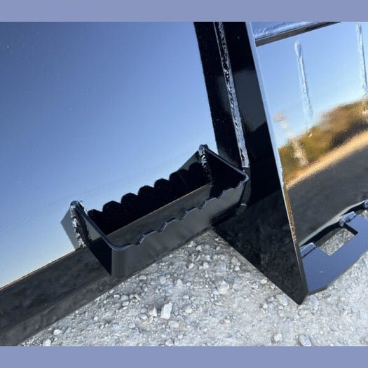 Stinger Attachments Tractor Liquid Slurry Material Bucket (LSB - UT) For Skid Steers & Utility Tractors - Stinger Attachments - Beacon Attachments