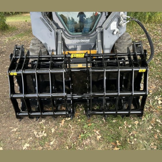 Stinger Attachments Utility Tractor CG Clam Grapple (CG) - Stinger Attachments - Beacon Attachments
