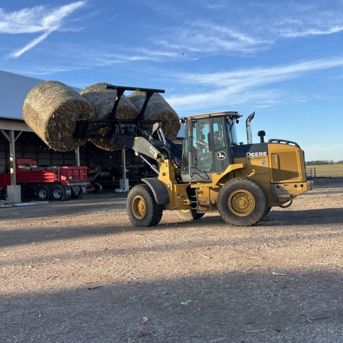 Stinger Attachments Wheel Loader Bale Spear – Series 5 (BS5 - 3) 3 Bale or (BS5 - 5) 5 Bale Large Round Bale Mover - Stinger Attachments - Beacon Attachments