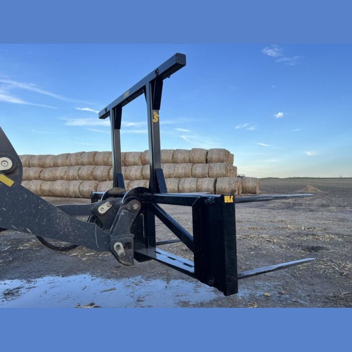 Stinger Attachments Wheel Loader Bale Spear – Series 5 (BS5 - 3) 3 Bale or (BS5 - 5) 5 Bale Large Round Bale Mover - Stinger Attachments - Beacon Attachments
