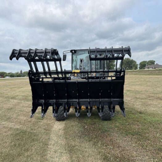 Stinger Attachments Wheel Loader CG - XD Clam Grapple (CG - XD) - Stinger Attachments - Beacon Attachments