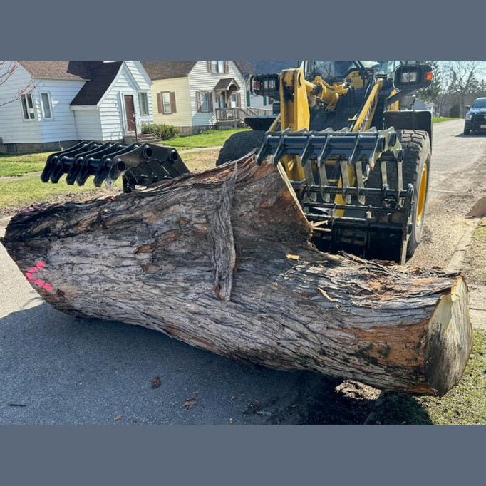 Stinger Attachments Wheel Loader CG - XD Clam Grapple (CG - XD) - Stinger Attachments - Beacon Attachments