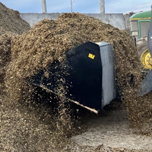 Stinger Attachments Wheel Loader High Volume Material Bucket (MBHV - WL) - Stinger Attachments - Beacon Attachments