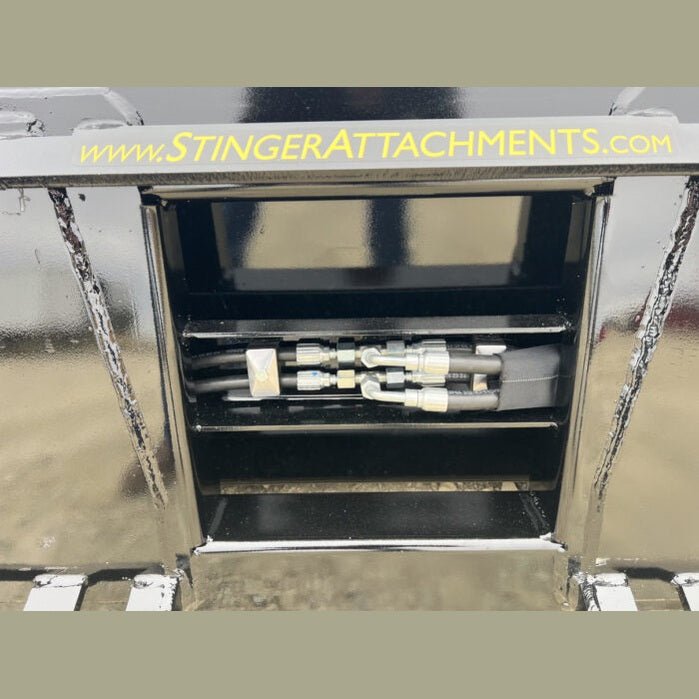 Stinger Attachments Wheel Loader Hydraulic Dump Bucket (HDB - WL) - Stinger Attachments - Beacon Attachments
