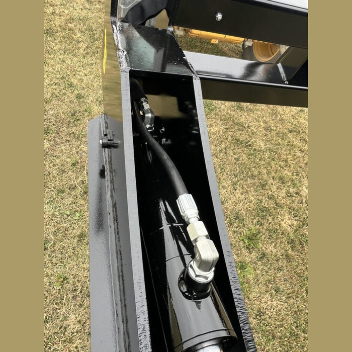Stinger Attachments Wheel Loader Hydraulic Dump Bucket (HDB - WL) - Stinger Attachments - Beacon Attachments