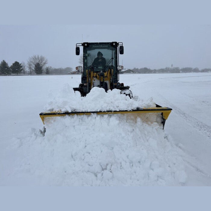 Stinger Attachments Wheel Loader Snow Pusher Extreme For Skid Steers - Stinger Attachments - Beacon Attachments